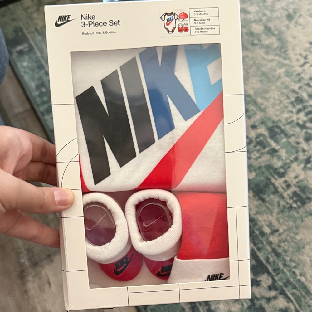 Nike Infant Set with Red and Blue Highlights